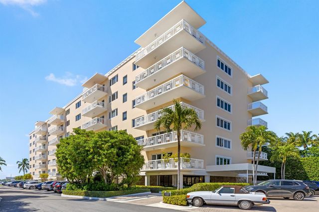 250 Bradley Place 307, Palm Beach, FL 33480