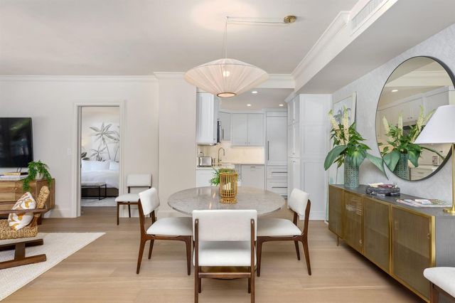 250 Bradley Place 307, Palm Beach, FL 33480