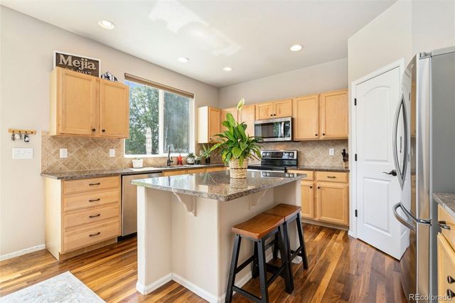 2055 Vineyard Court, Windsor, CO 80550