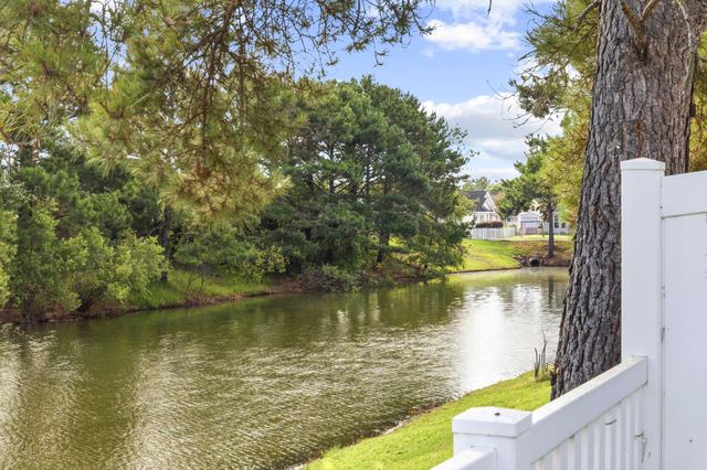 154 Heath Dr., Longs, SC 29568