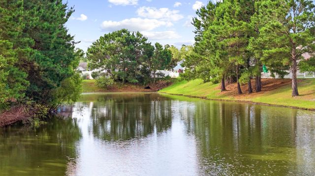 154 Heath Dr., Longs, SC 29568