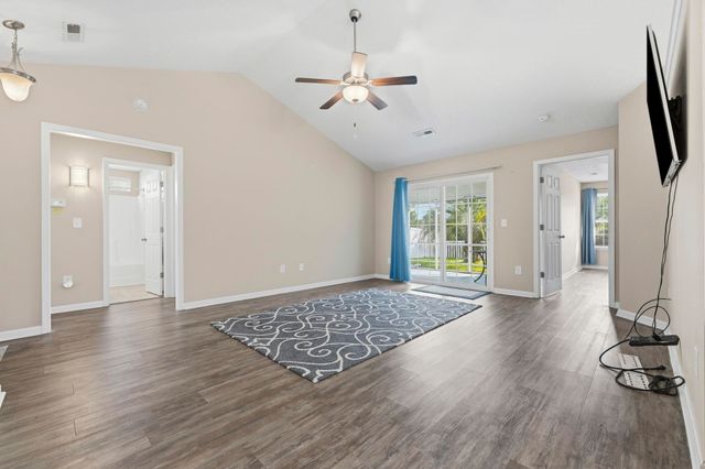 154 Heath Dr., Longs, SC 29568