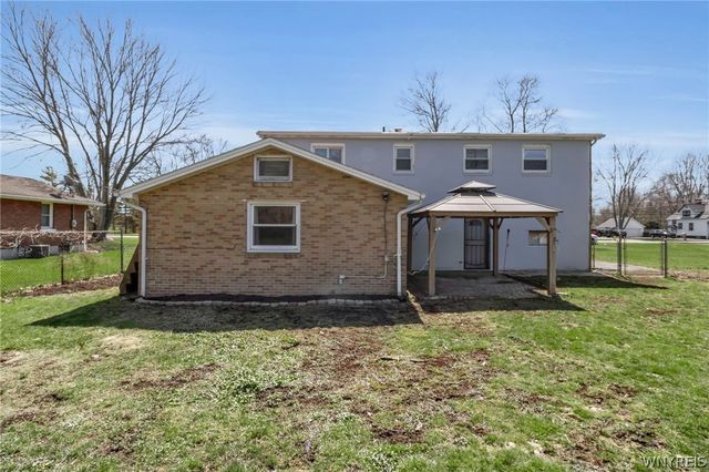2981 Krueger Road, Wheatfield, NY 14120