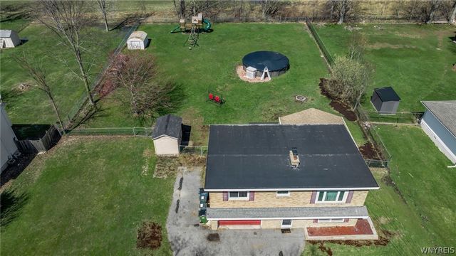 2981 Krueger Road, Wheatfield, NY 14120