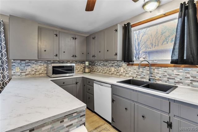 2981 Krueger Road, Wheatfield, NY 14120