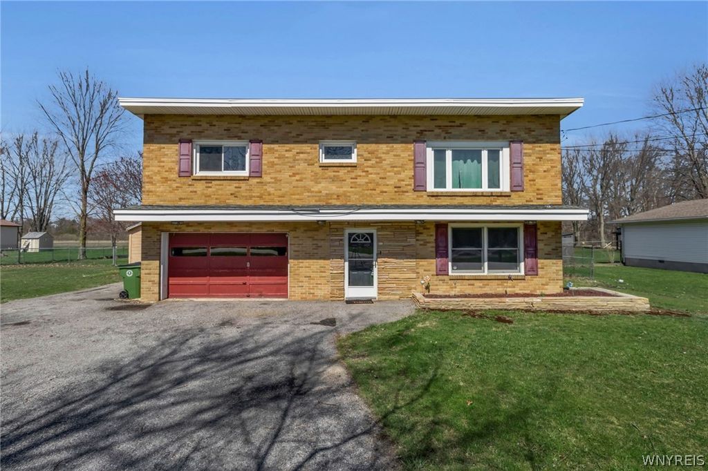 2981 Krueger Road, Wheatfield, NY 14120