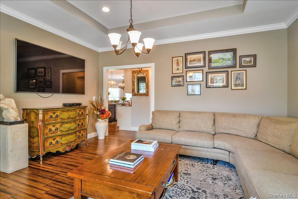 954 Glenridge Avenue, North Woodmere, NY 11581 — photo 4