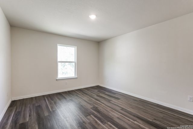 222 garcia, Seguin, TX 78155