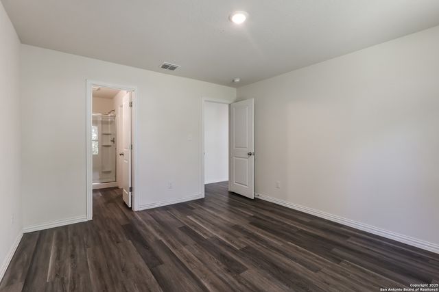 222 garcia, Seguin, TX 78155