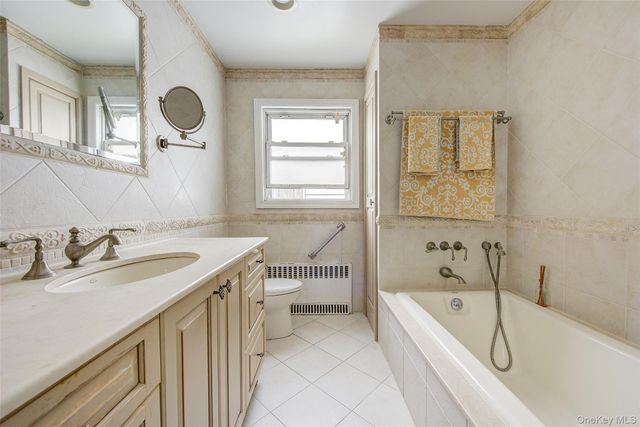 75-12 174th Street, Fresh Meadows, NY 11366