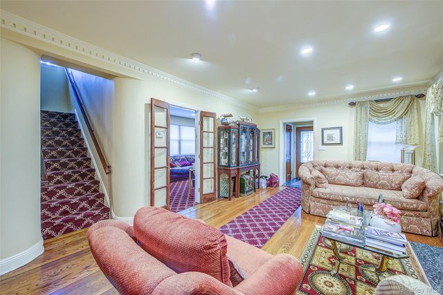 75-12 174th Street, Fresh Meadows, NY 11366