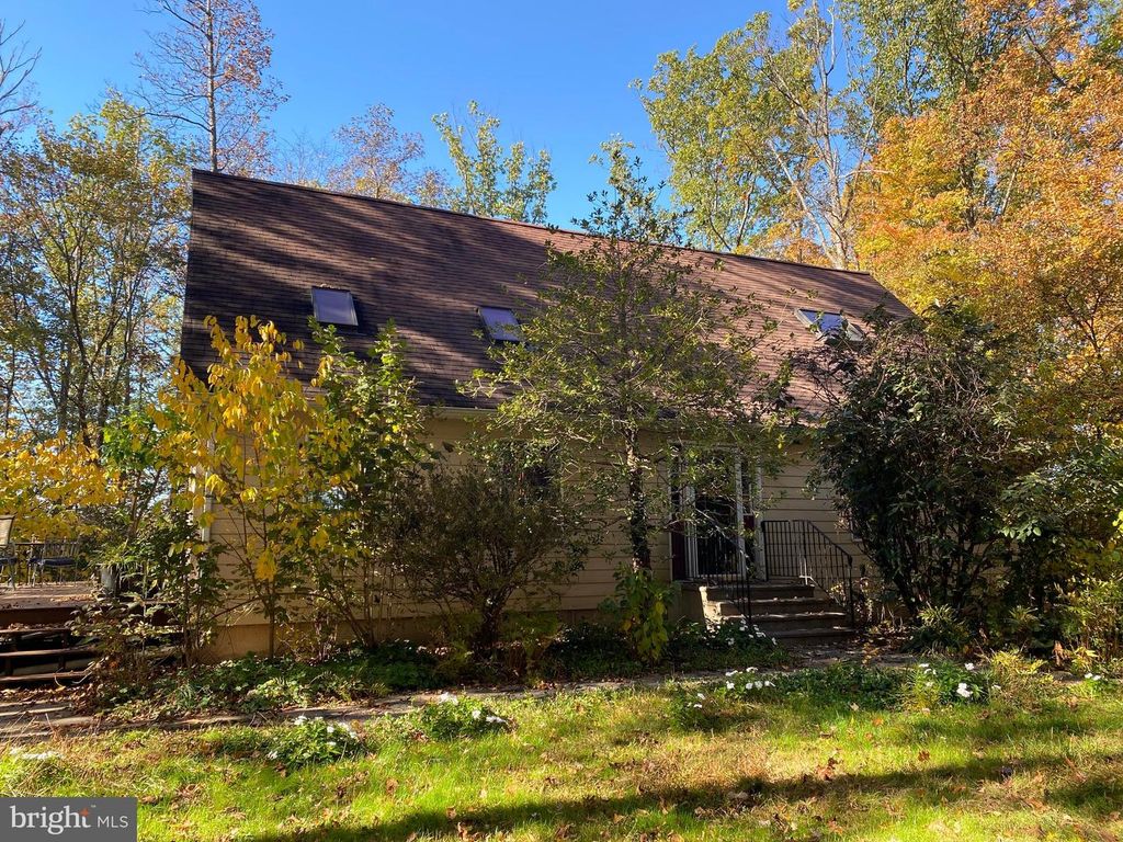 4032 DURHAM RD, Ottsville, PA 18942