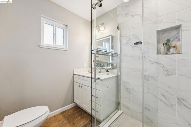 2726 Wallace St, Berkeley, CA 94702