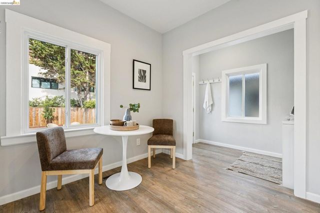 2726 Wallace St, Berkeley, CA 94702