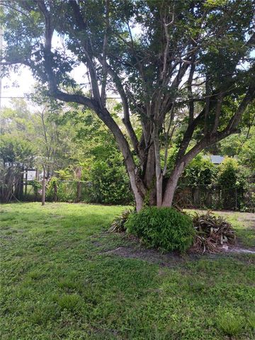 2103 MANTILLA AVENUE, Orlando, FL 32811