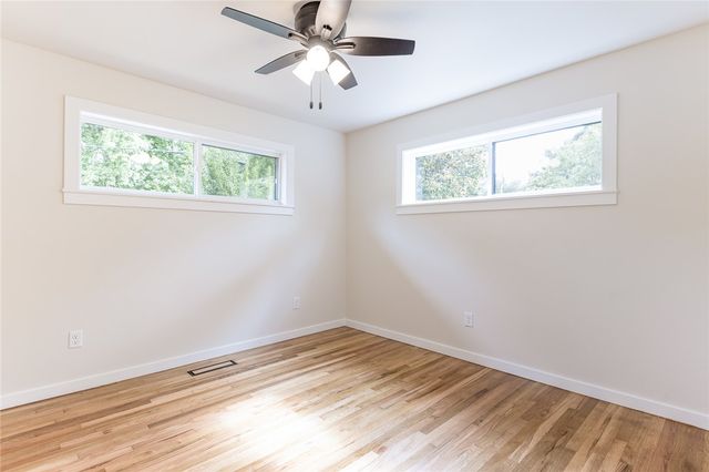 900 E Ash Street, Fayetteville, AR 72703