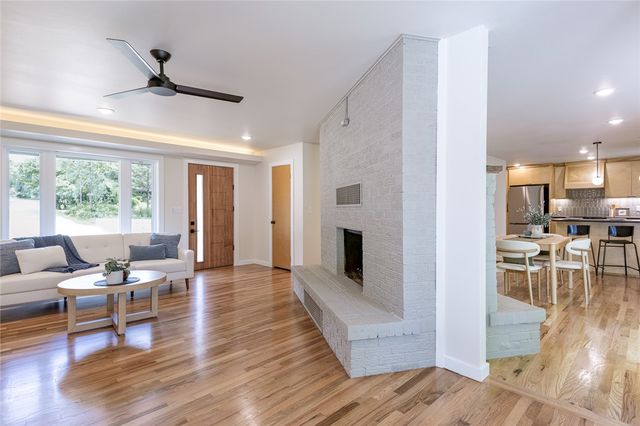 900 E Ash Street, Fayetteville, AR 72703