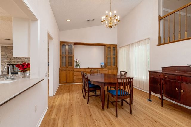 619 Baylor Street, Weatherford, TX 76086