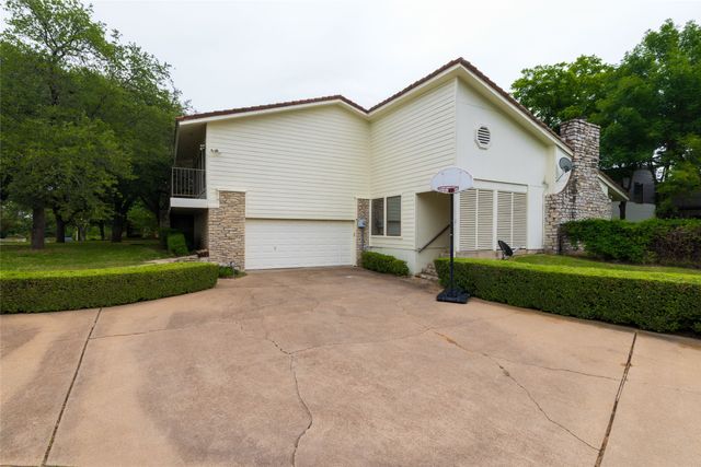 619 Baylor Street, Weatherford, TX 76086