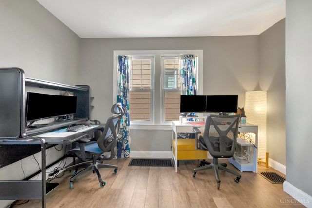 710 E Ross Avenue, St Bernard, OH 45217