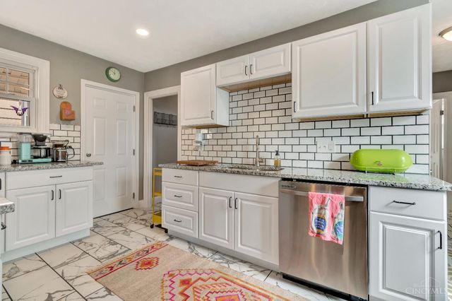 710 E Ross Avenue, St Bernard, OH 45217