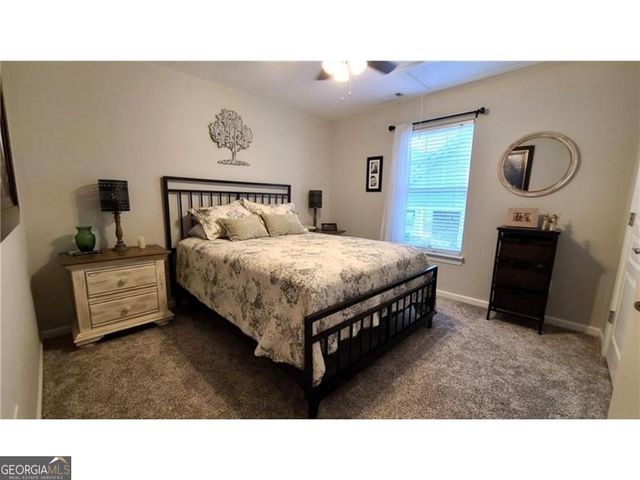 7521 Mounring Dove Way, Flowery Branch, GA 30542