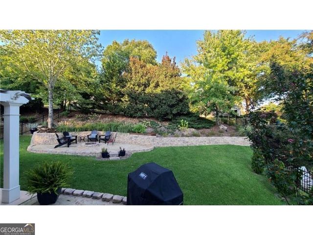 7521 Mounring Dove Way, Flowery Branch, GA 30542