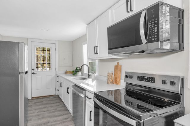 95 Gile Pond Road, Franklin, NH 03235