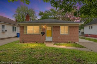 4993 Bedford Street, Dearborn Heights, MI 48125