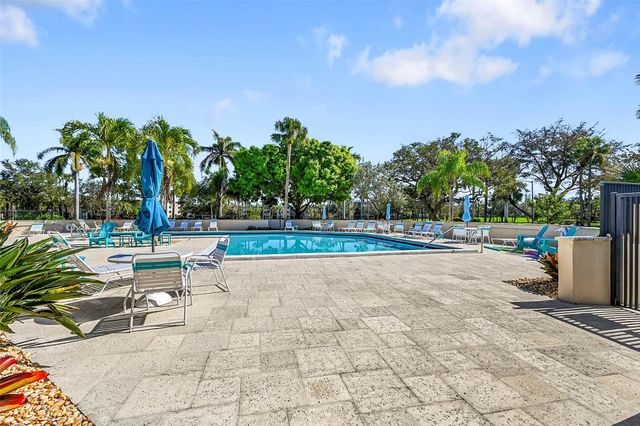 111 Deer Creek Boulevard 108, Deerfield Beach, FL 33442