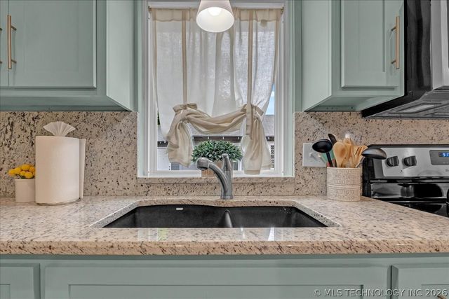 1444 S Gary Avenue, Tulsa, OK 74104