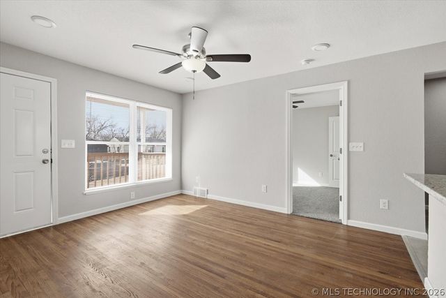 6837 E King Place, Tulsa, OK 74115