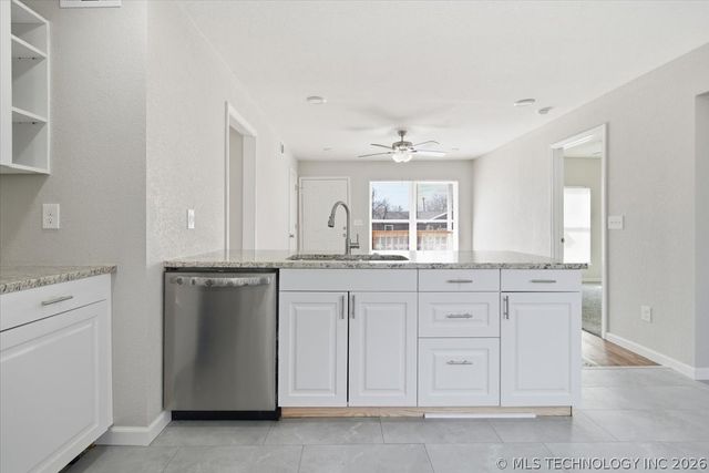 6837 E King Place, Tulsa, OK 74115