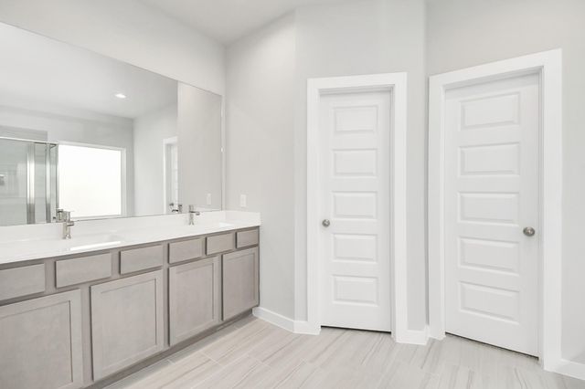 12027 Maple Oak Drive, Houston, TX 77066