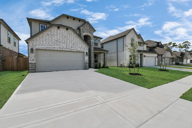 12027 Maple Oak Drive, Houston, TX 77066