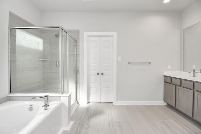 12027 Maple Oak Drive, Houston, TX 77066