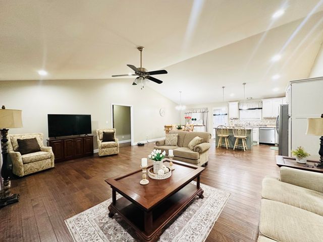 2209 Rooks Branch Road, Keavy, KY 40737