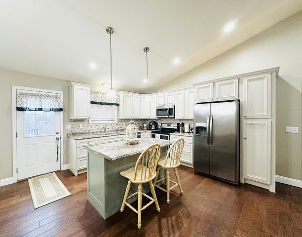 2209 Rooks Branch Road, Keavy, KY 40737