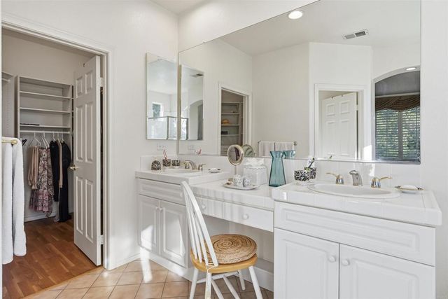 8010 Gilman Court, La Jolla, CA 92037