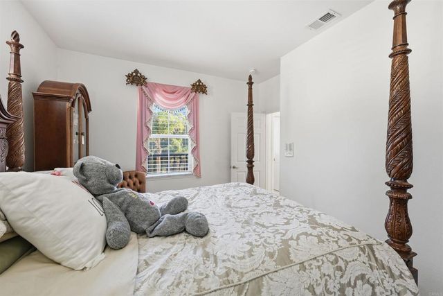 8010 Gilman Court, La Jolla, CA 92037