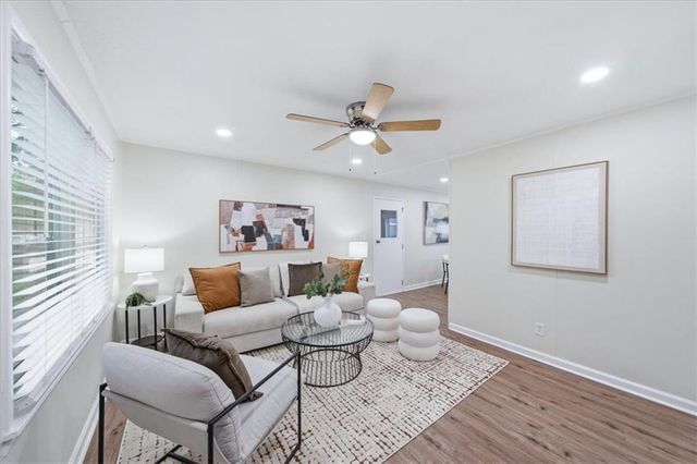 1736 Brook Street, Lawrence, KS 66044