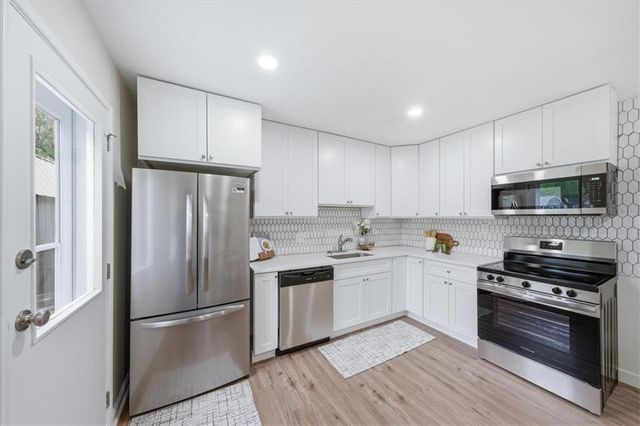 1736 Brook Street, Lawrence, KS 66044