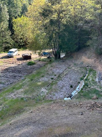 Redwood Highway 1101, O'brien, OR 97534