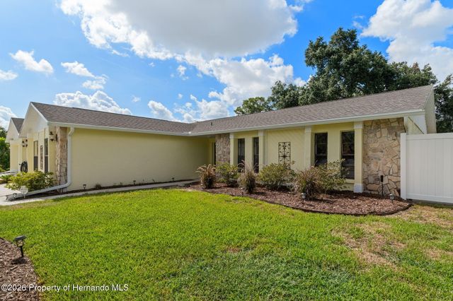 12380 Trout Circle, Spring Hill, FL 34609