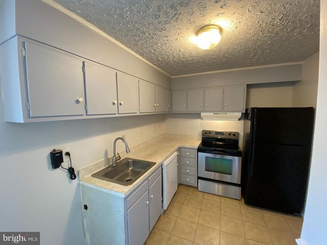 200 BRIGHTON SQ, Fredericksburg, VA 22401