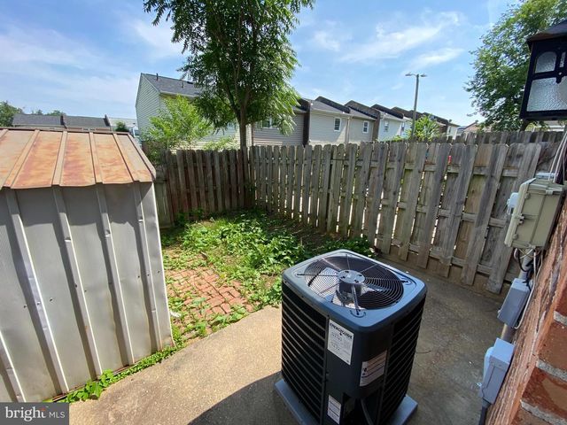 200 BRIGHTON SQ, Fredericksburg, VA 22401