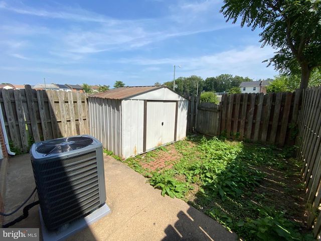 200 BRIGHTON SQ, Fredericksburg, VA 22401