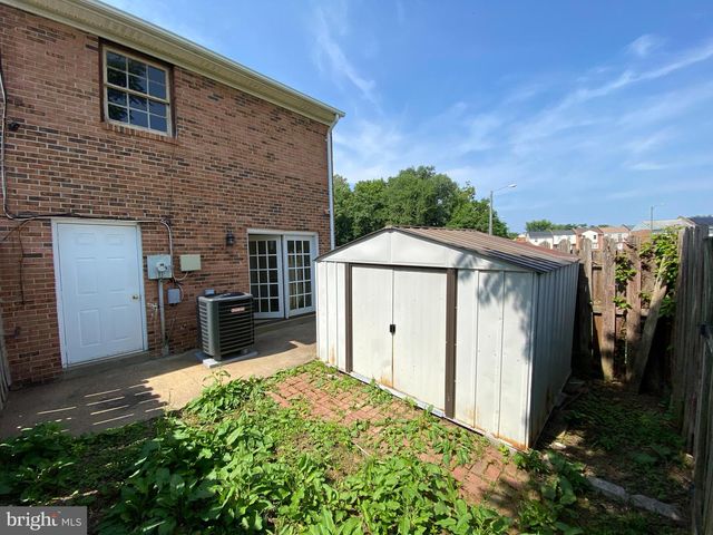 200 BRIGHTON SQ, Fredericksburg, VA 22401