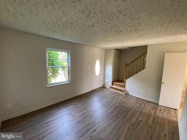 200 BRIGHTON SQ, Fredericksburg, VA 22401