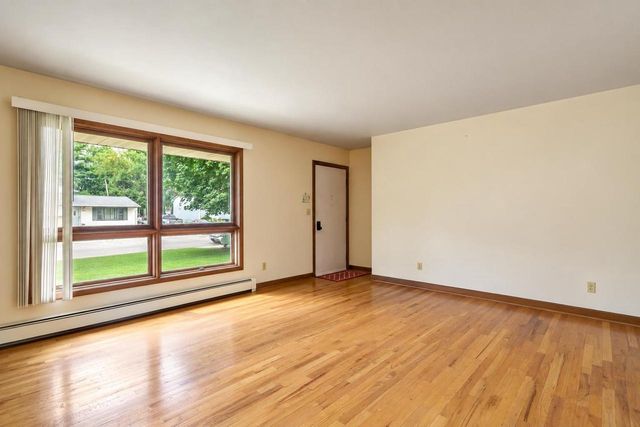 1726 Avon Court, Beloit, WI 53511